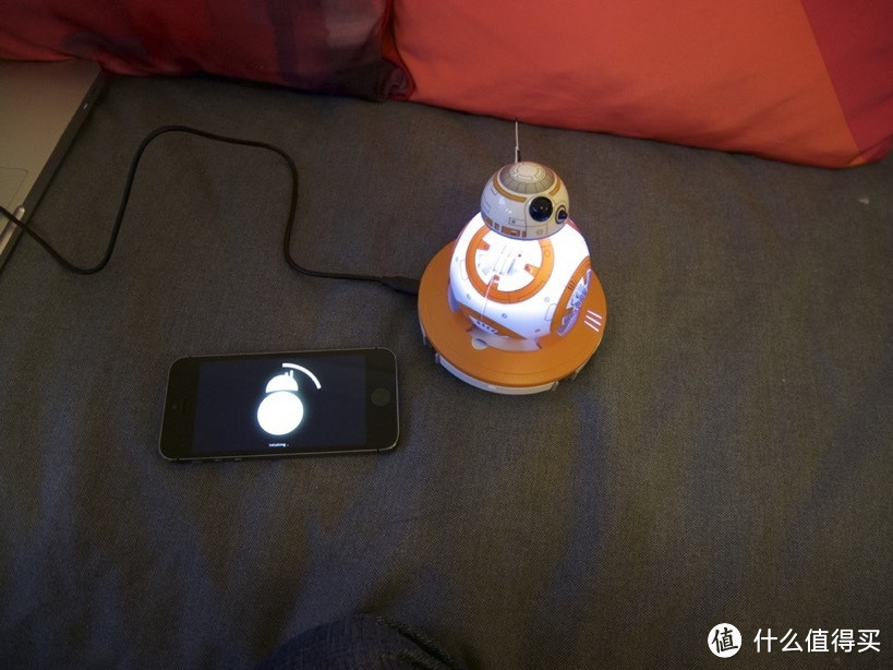 原力逗猫 — Sphero BB-8 星球大战7 遥控智能机器人 开箱