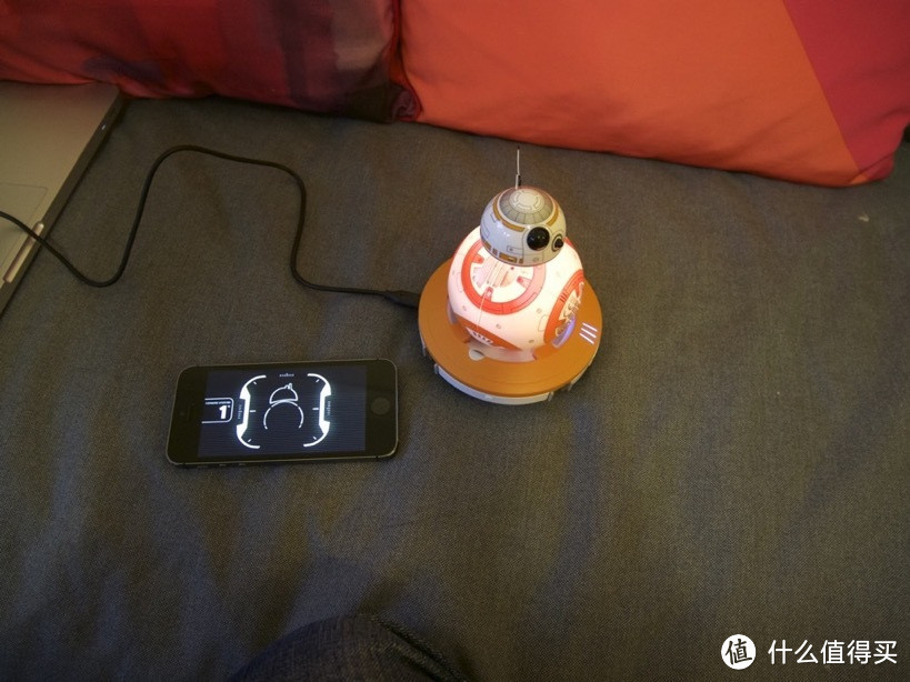 原力逗猫 — Sphero BB-8 星球大战7 遥控智能机器人 开箱