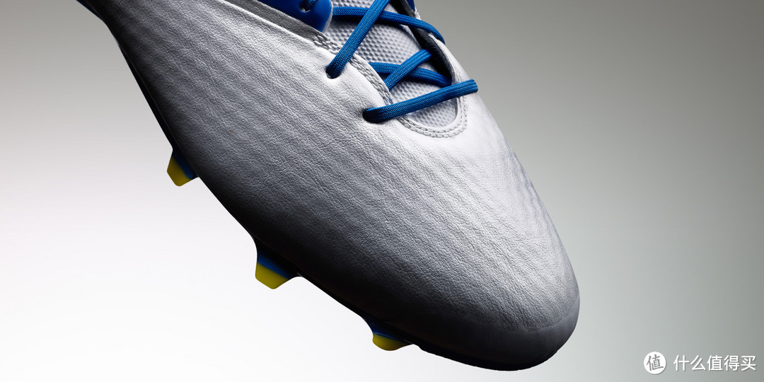 阿根廷的梅西：adidas 阿迪达斯 Messi15 足球鞋新国旗配色发布