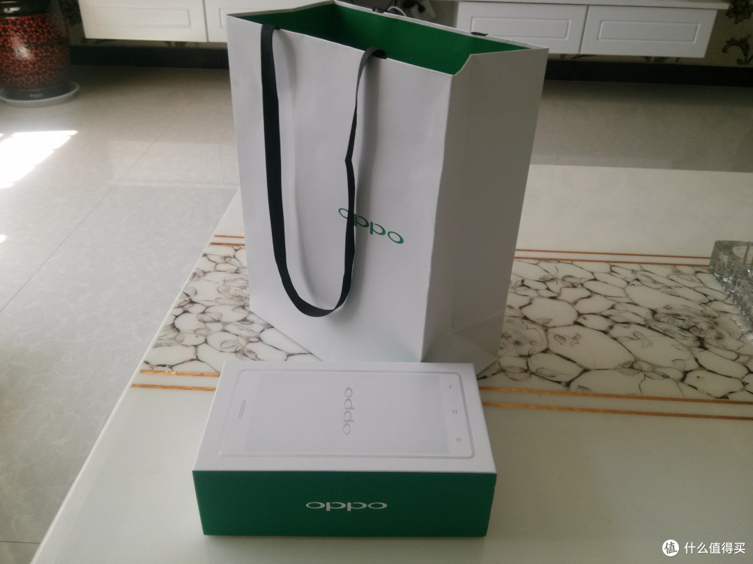 送给老婆十周年纪念日的礼物：实体店购入 OPPO R7 开箱晒物