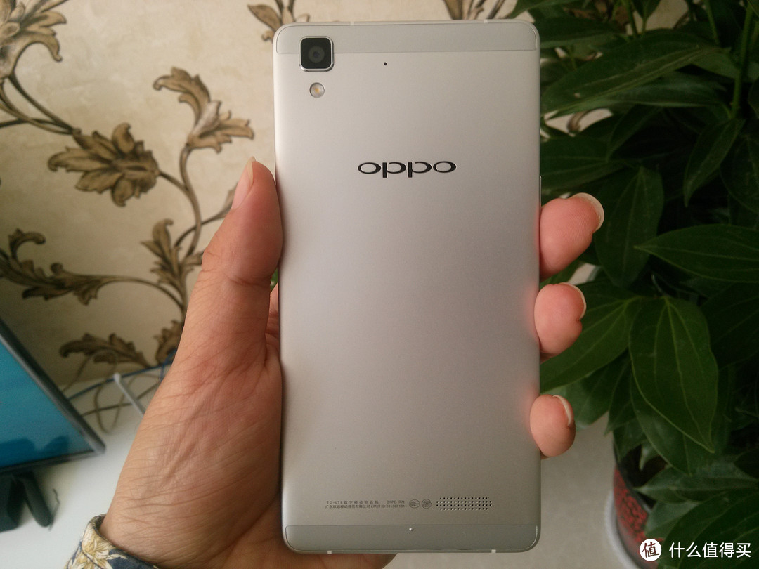 送给老婆十周年纪念日的礼物：实体店购入 OPPO R7 开箱晒物