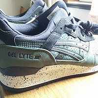 ASICS 亚瑟士 GEL-LYTE III 墨绿 复古慢跑鞋