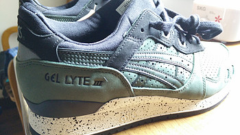ASICS 亚瑟士 GEL-LYTE III 墨绿 复古慢跑鞋