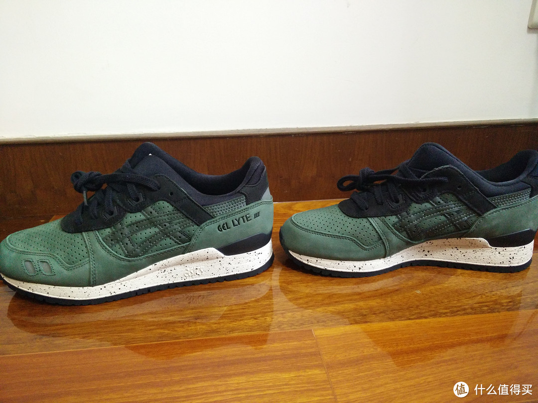 ASICS 亚瑟士 GEL-LYTE III 墨绿 复古慢跑鞋