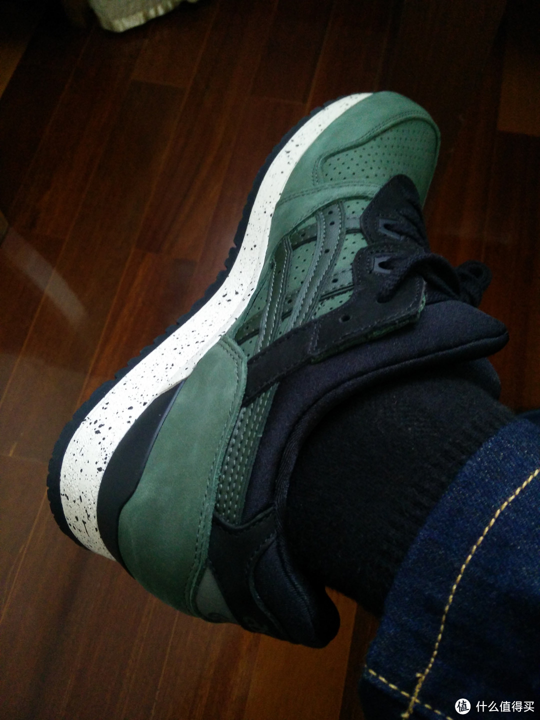 ASICS 亚瑟士 GEL-LYTE III 墨绿 复古慢跑鞋