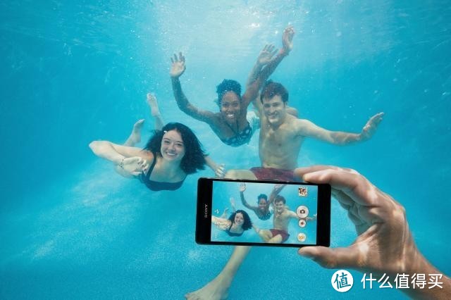带手机去潜水的你们够了：SONY 索尼 呼吁不要在水下使用Xperia手机