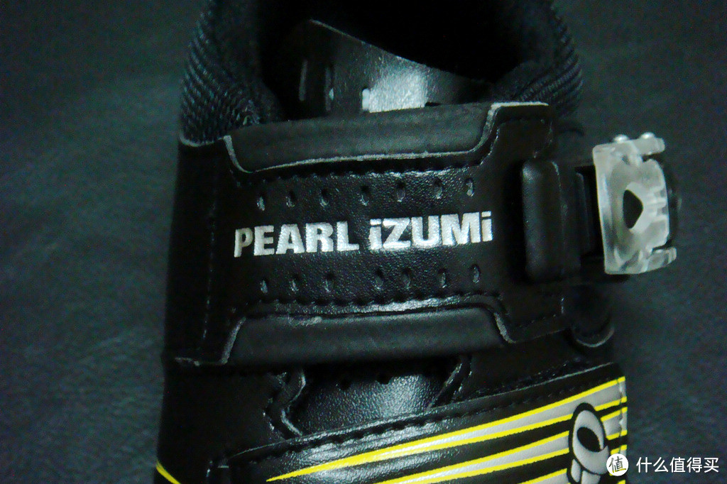 "一字米" Pearl iZUMi Race Road II 代锁鞋