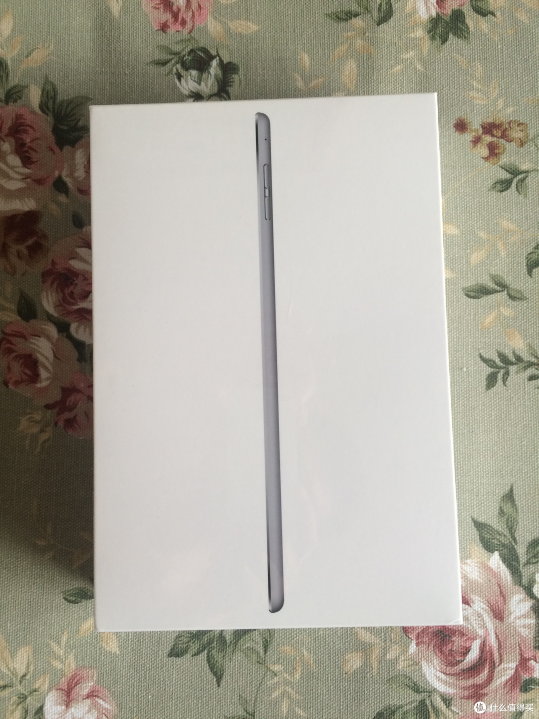 低调亮相，低调开箱：iPad mini4