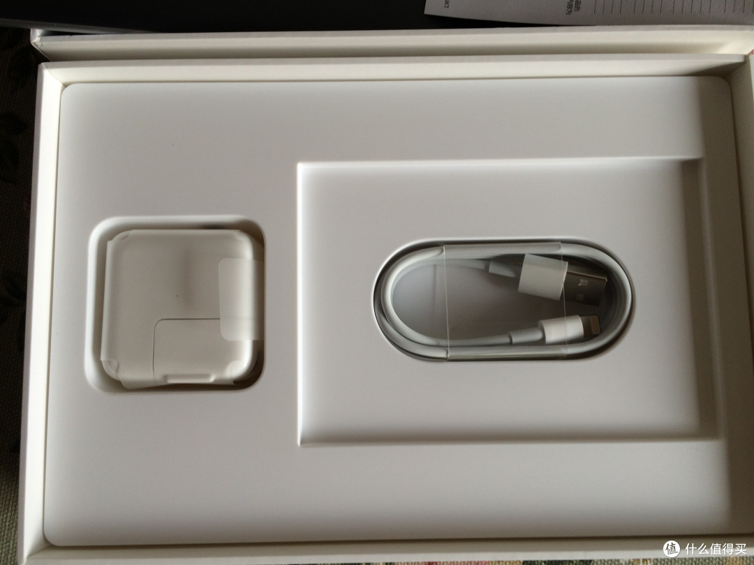 低调亮相，低调开箱：iPad mini4