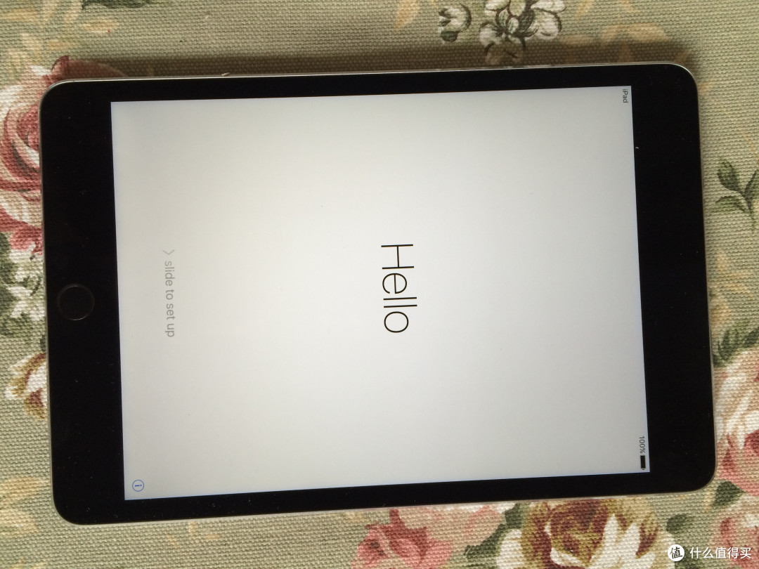低调亮相，低调开箱：iPad mini4