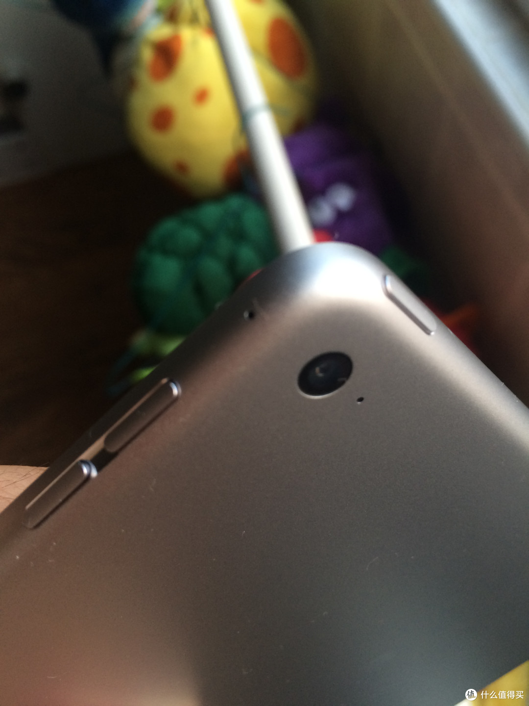 低调亮相，低调开箱：iPad mini4
