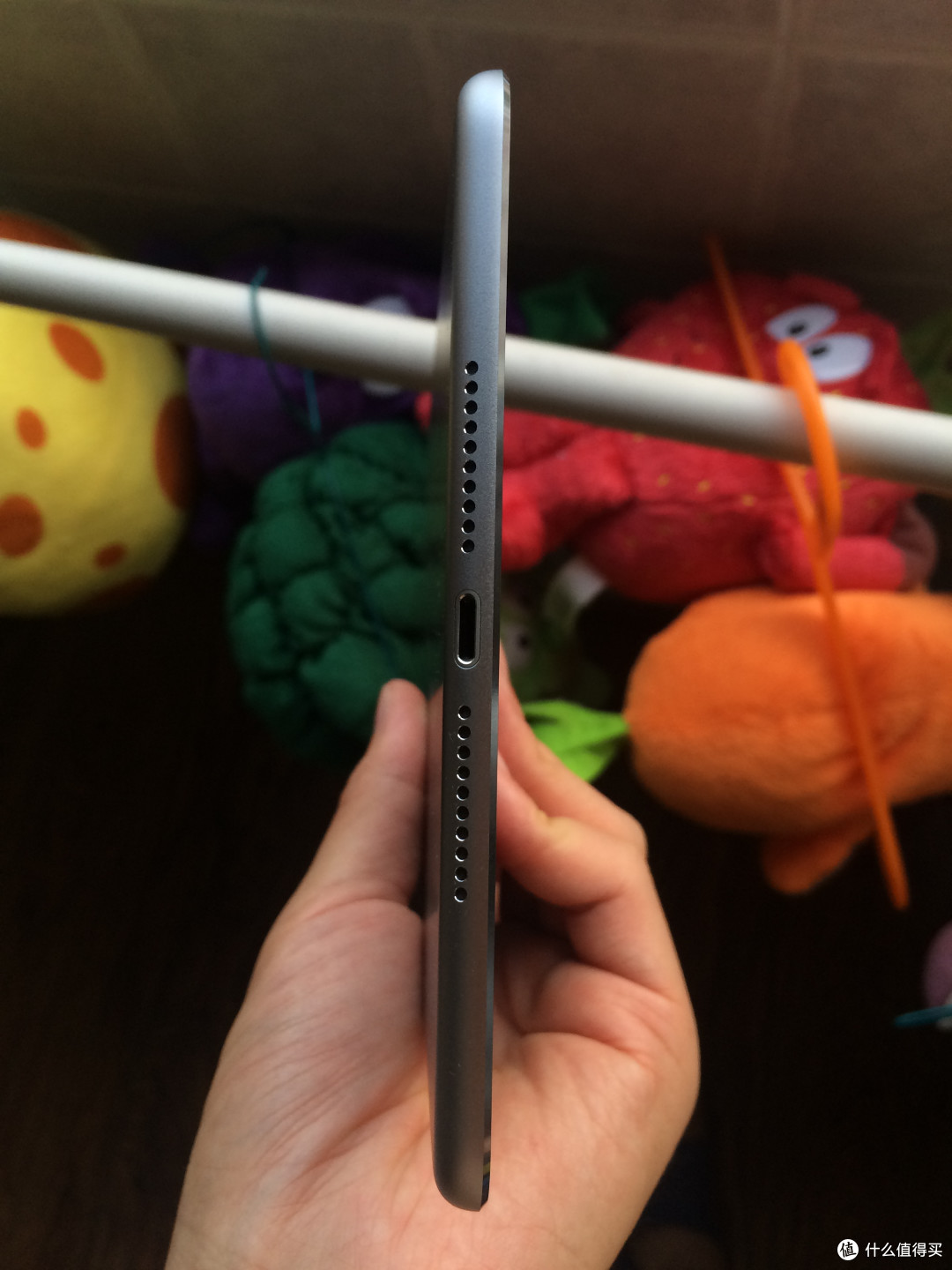 低调亮相，低调开箱：iPad mini4