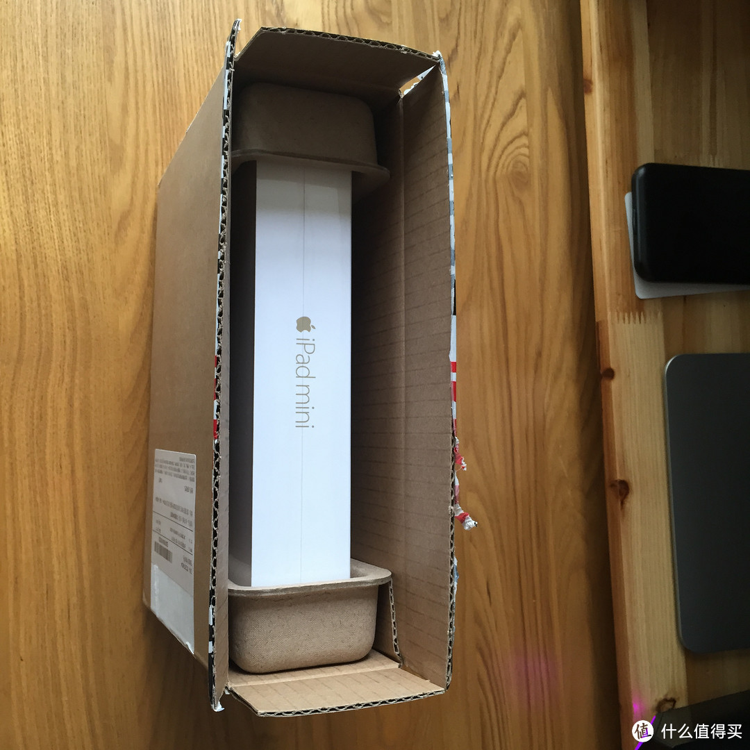 泪流满面，终于成为2G内存：土豪金 iPad mini4 wifi版