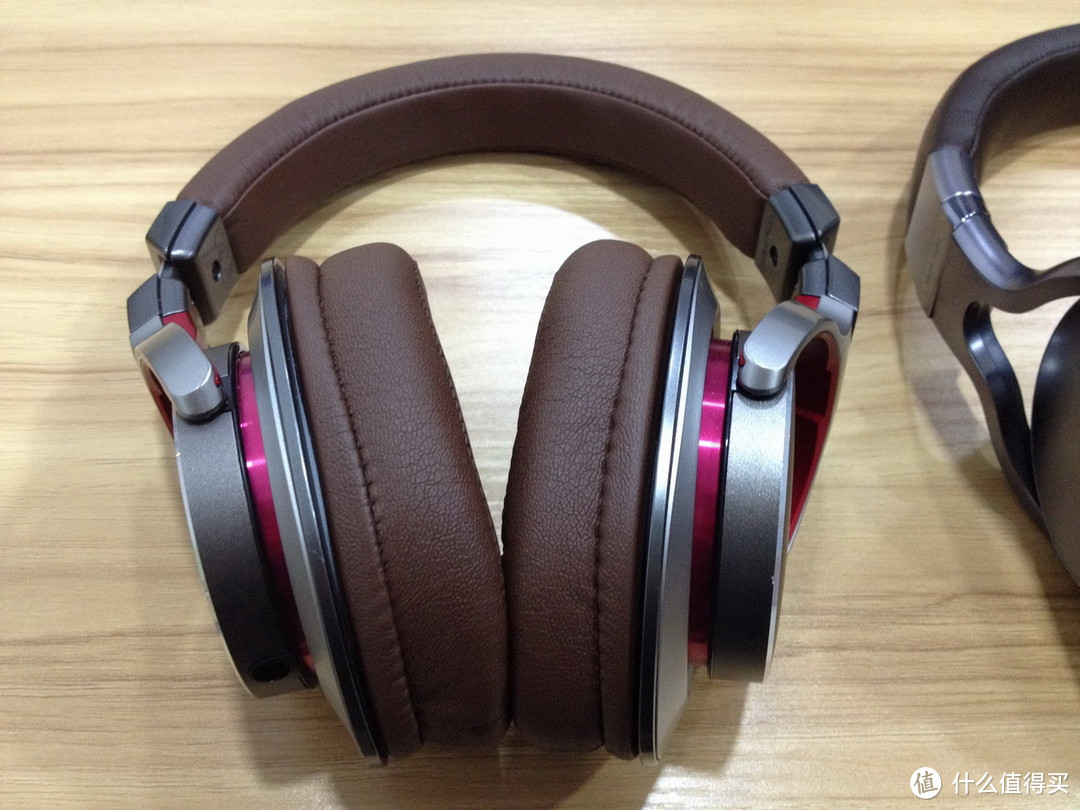 SONY索尼 MDR-1ABT 对比M70X使用感受