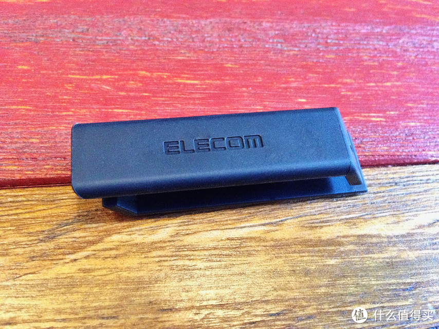 ELECOM 宜丽客 EHP-CH3000s 高解析耳机＆BM-BP02防水双肩包