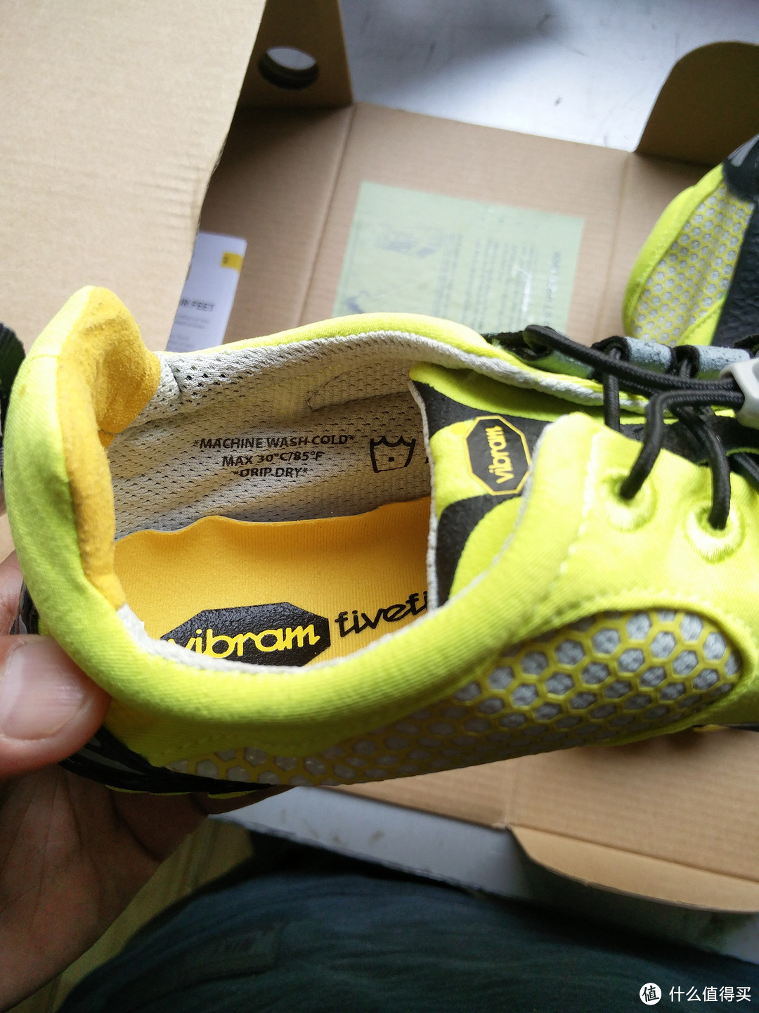 跟风入五指鞋 Vibram FiveFingers KMD Sport LS