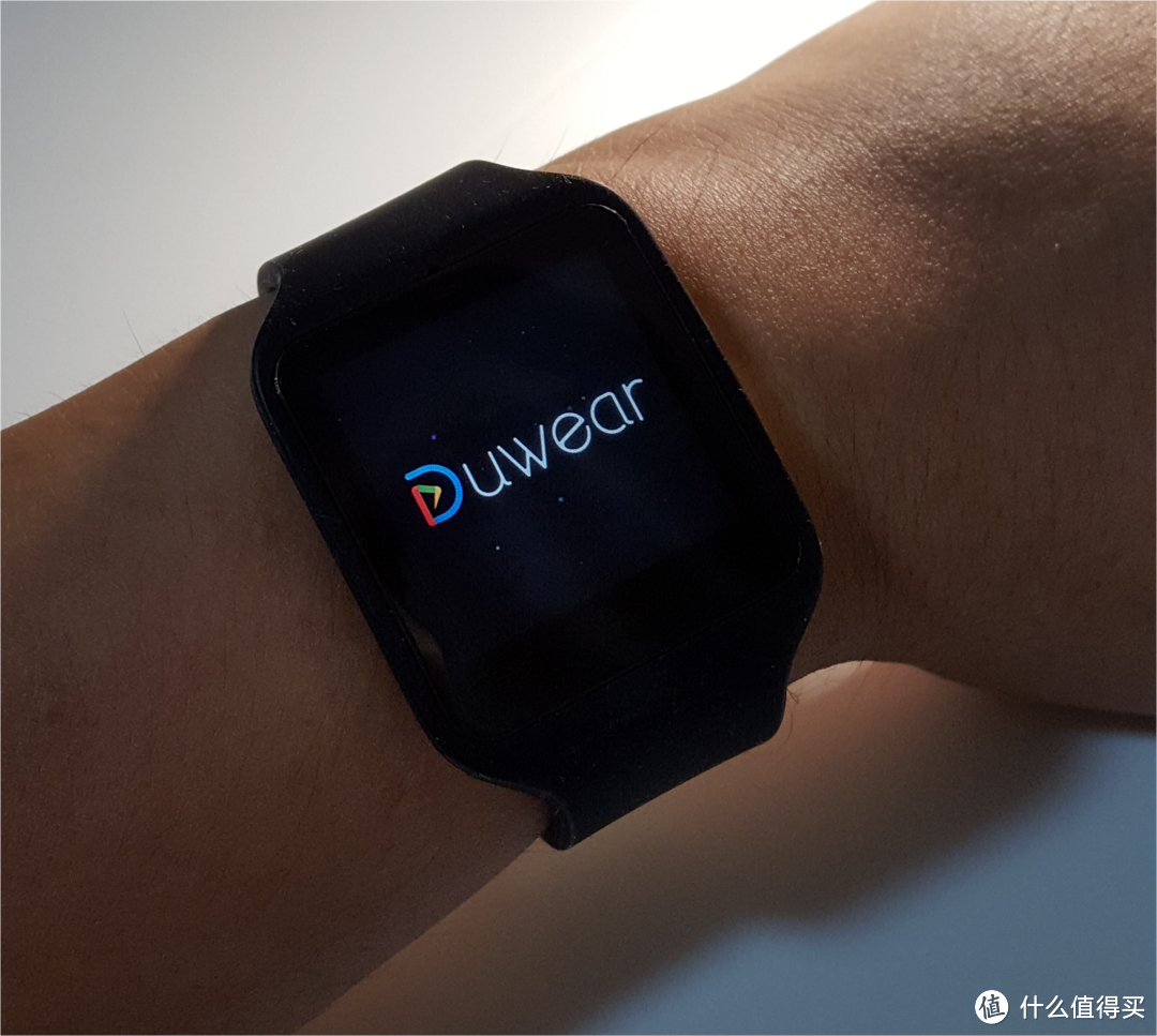 在国内小众使用的AndroidWear智能手表：SONY 索尼 smartwatch3