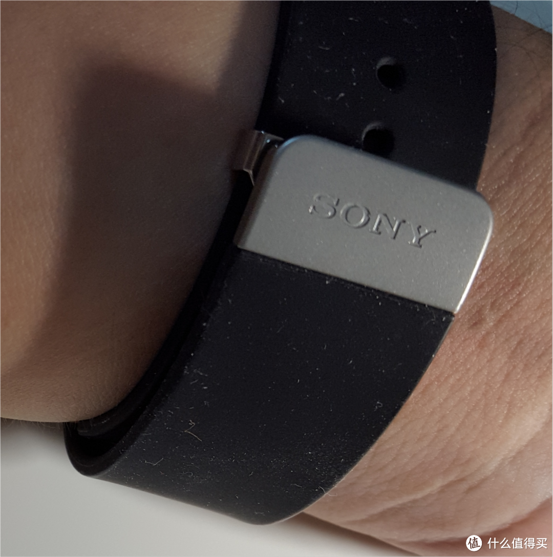 在国内小众使用的AndroidWear智能手表：SONY 索尼 smartwatch3