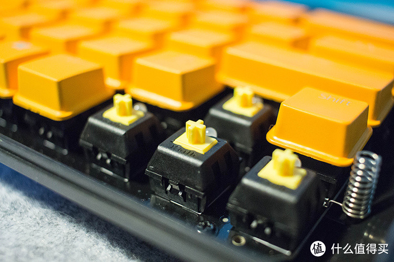 【软妹】炫丽骚黄色——雷柏KX黄轴机械键盘开箱使用体验