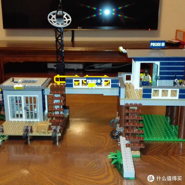 女儿的礼物：LEGO 乐高 60069 沼泽警察局
