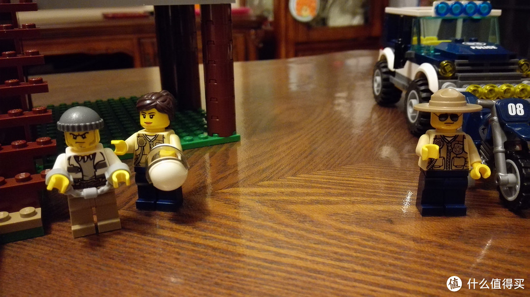 女儿的礼物：LEGO 乐高 60069 沼泽警察局