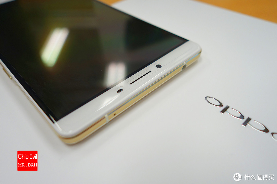 OPPO R7 PLUS 全网通64G 巴萨定制版 开箱