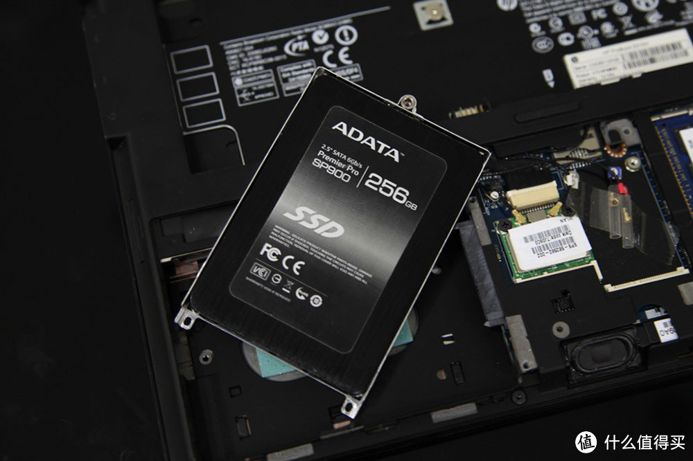 重获新生！压箱底的惠普本加装ADATA 威刚 SP900 SSD固态硬盘