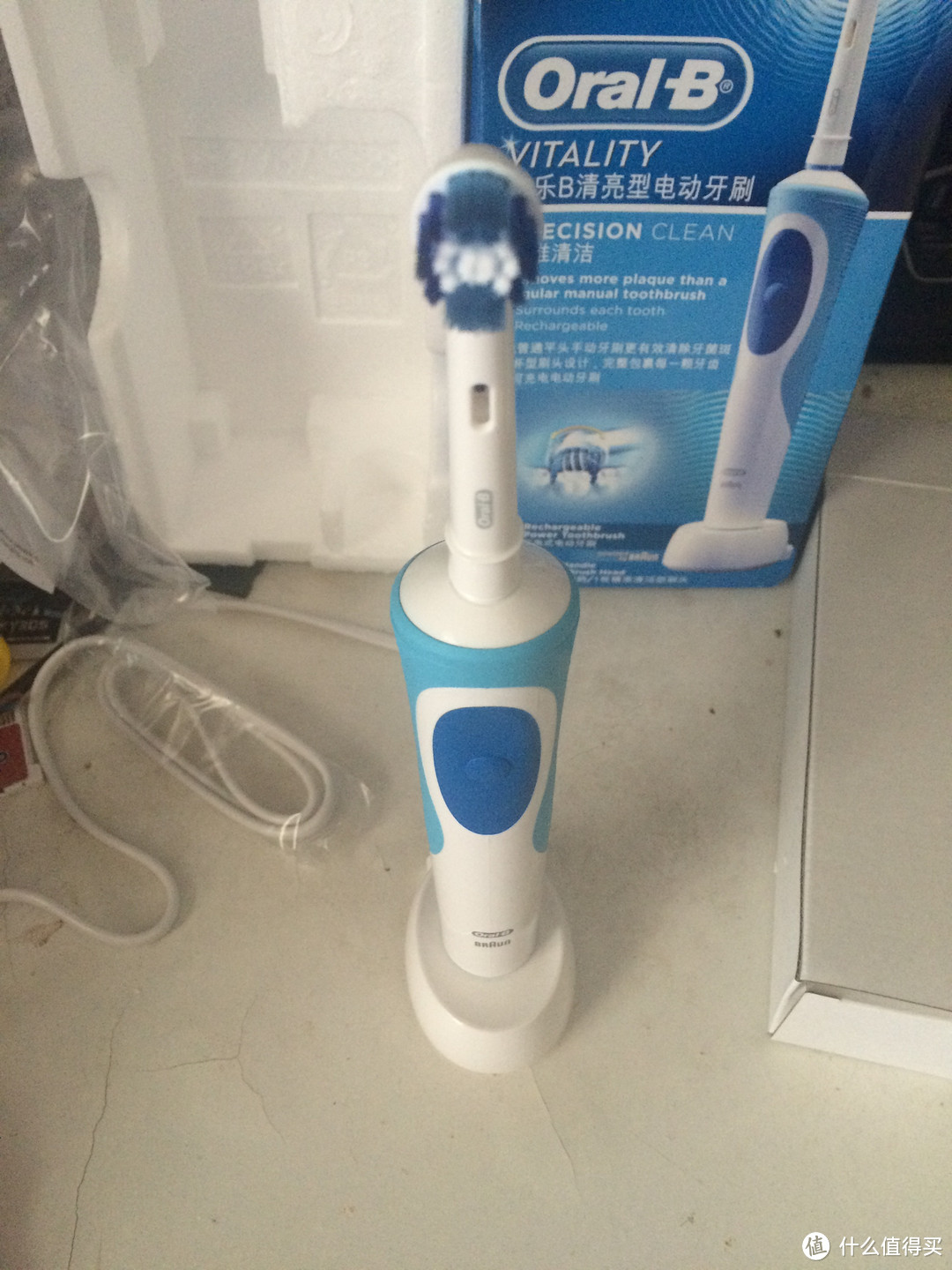 Oral-B 欧乐B D12.013 清亮型电动牙刷 开箱+简单使用感受