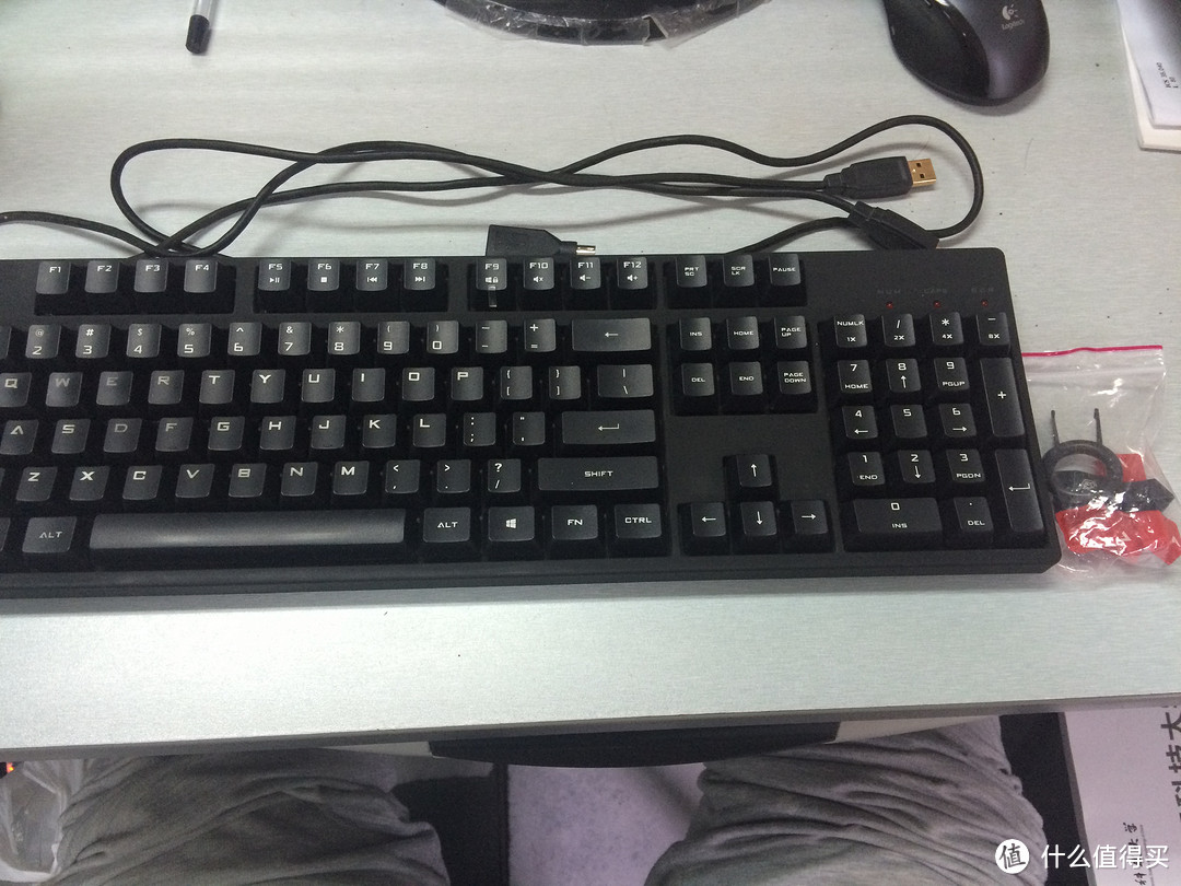 码农的第一款机械：CoolerMaster 酷冷至尊 烈焰枪 XT104 青轴