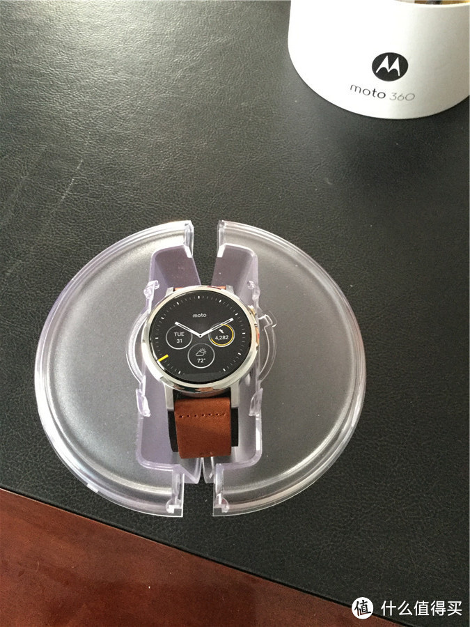 moto 360  二代智能手表开箱及初体验 ，提醒大家注意黄边