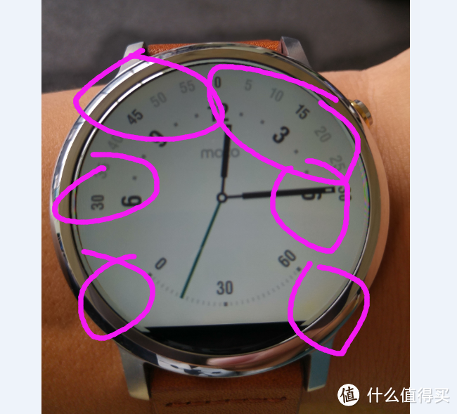 moto 360  二代智能手表开箱及初体验 ，提醒大家注意黄边