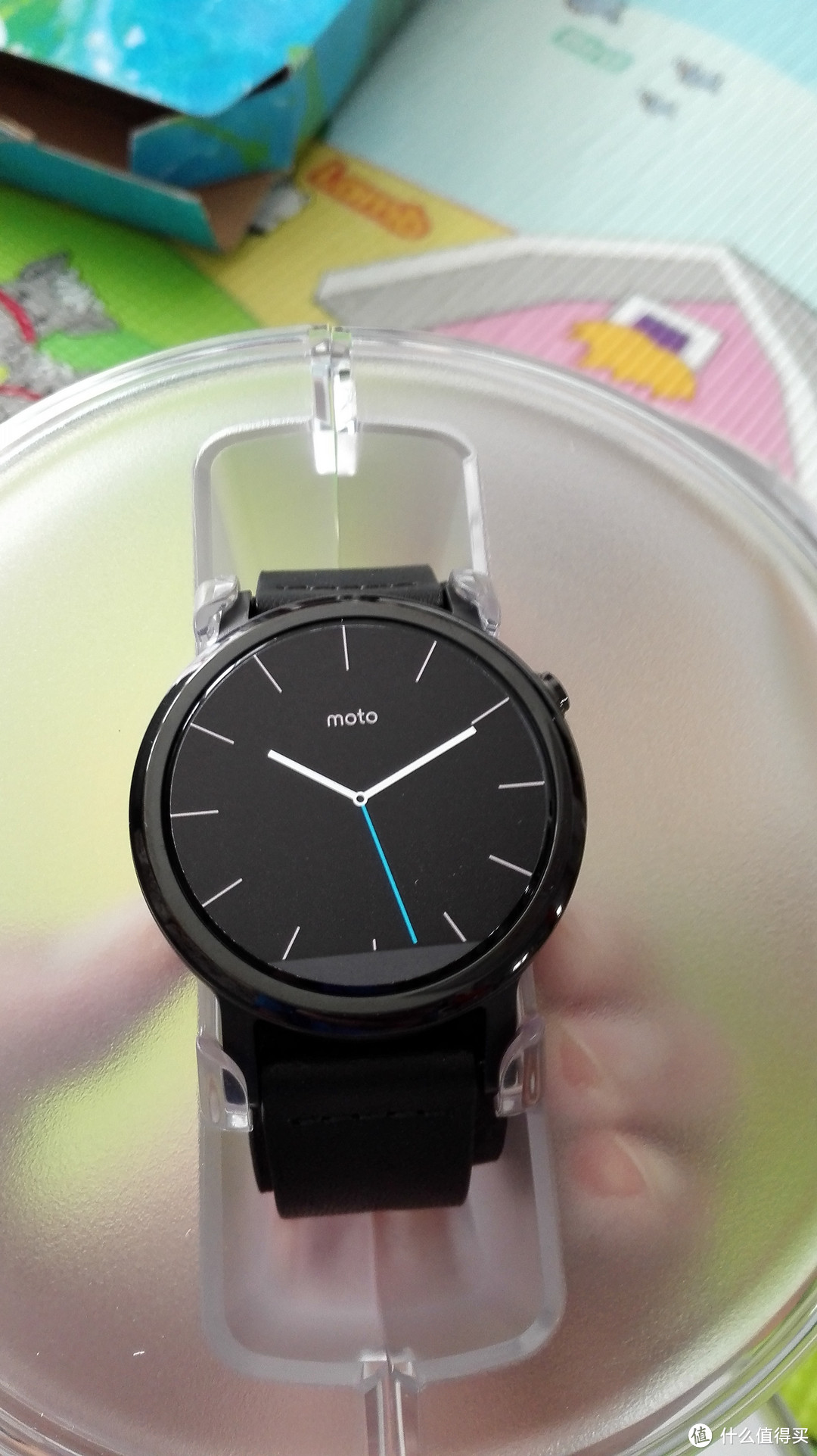 新一代 MOTO 360 智能手表简单开箱