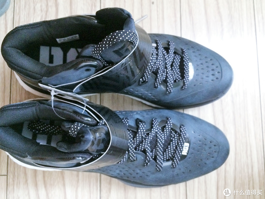 我只看脚感来买：adidas 阿迪达斯 BOOST 运动鞋