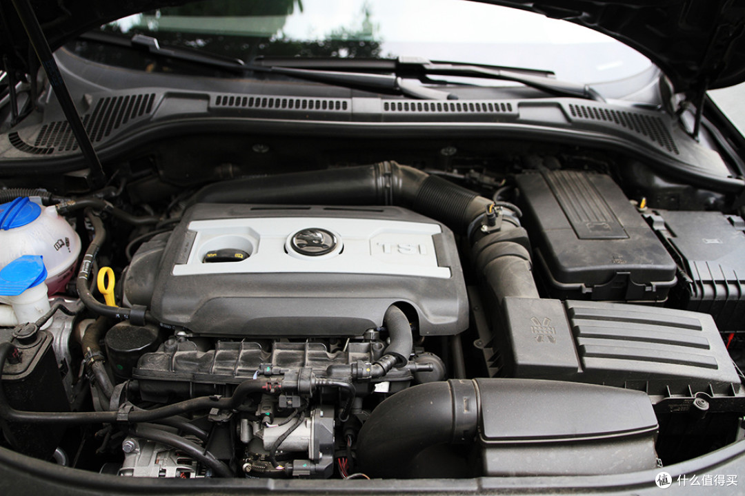 ea888二代发动机,目前5400多公里,没有烧机油迹象.