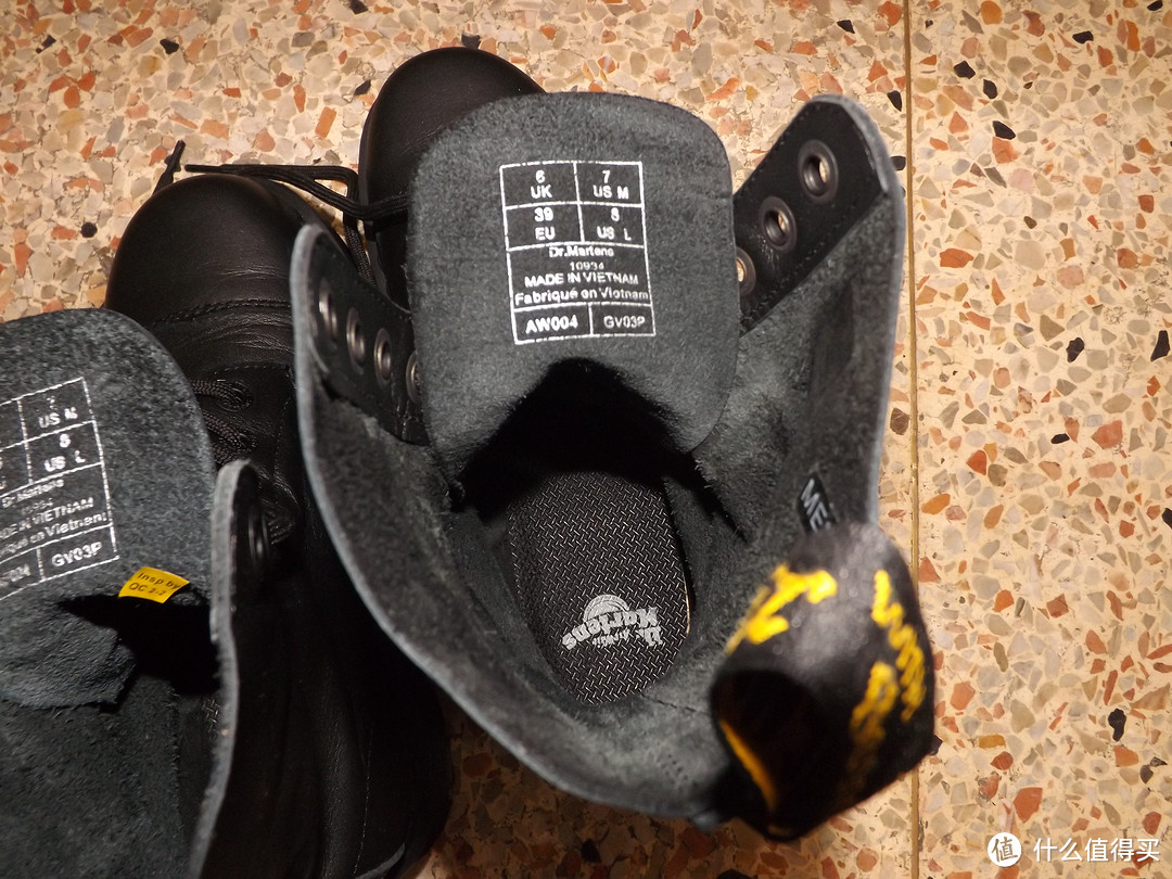 腿粗就是不服不行:Dr. Martens 8267 十孔男款马丁靴