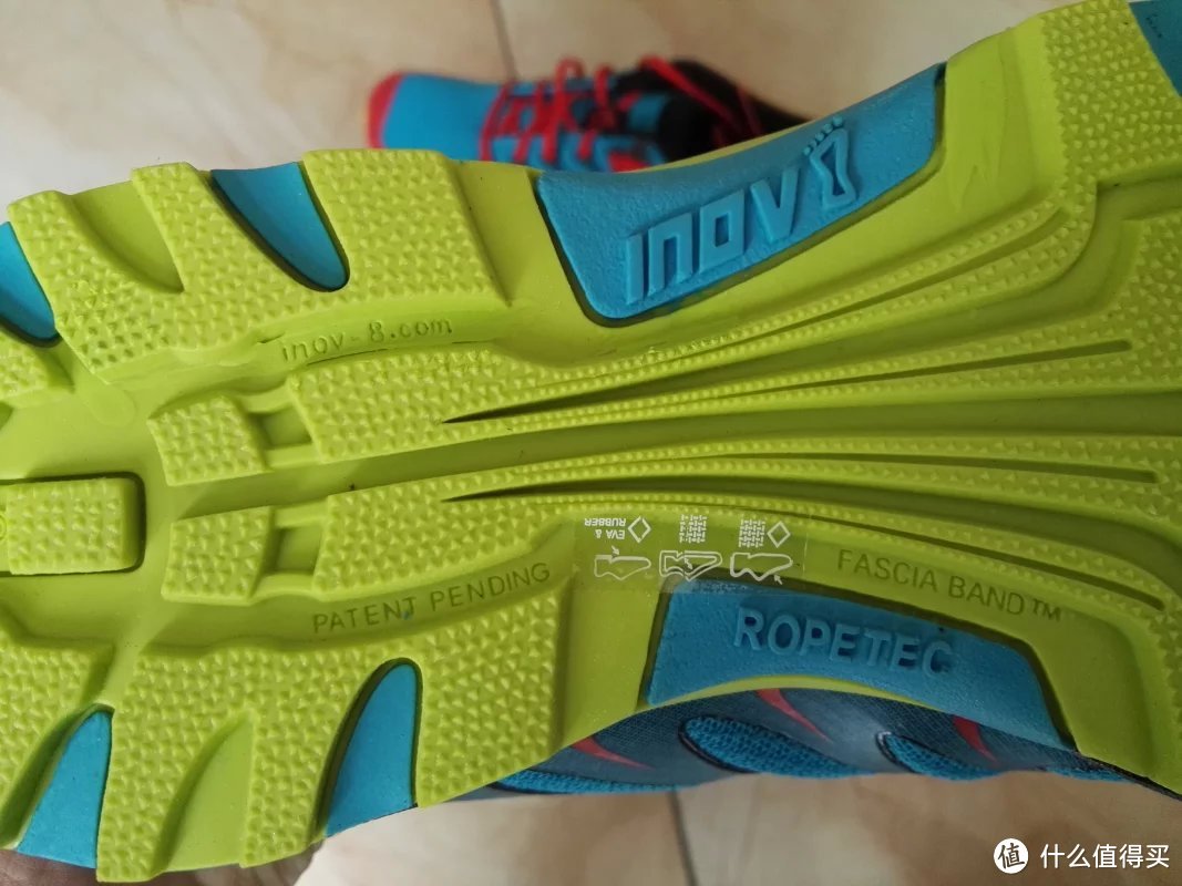 小众英国 极简跑鞋 INOV-8 申格 F-LITE 252 开箱