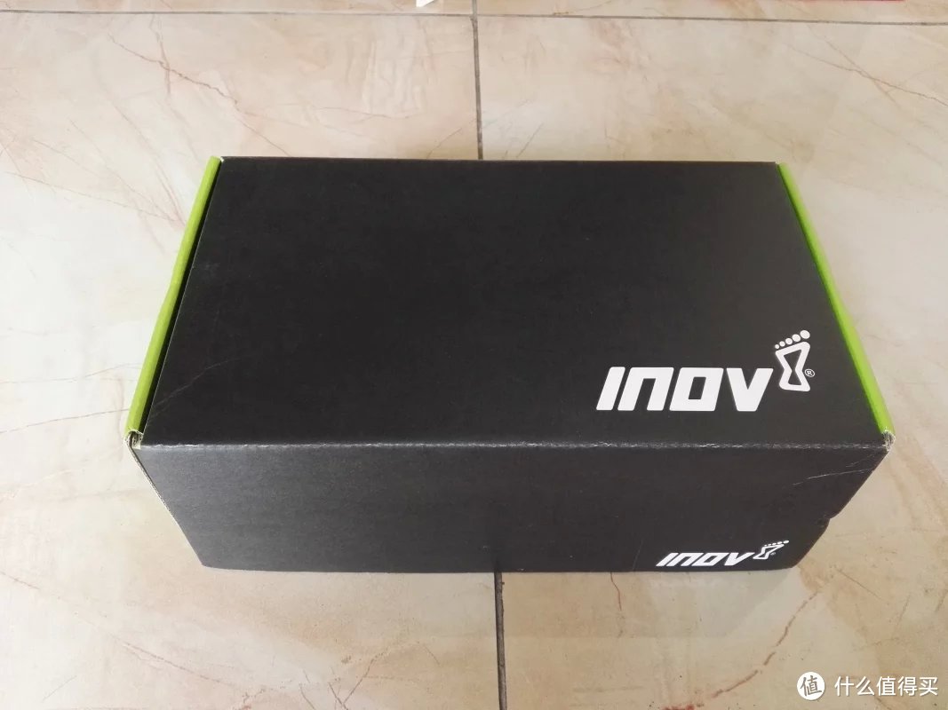 小众英国 极简跑鞋 INOV-8 申格 F-LITE 252 开箱