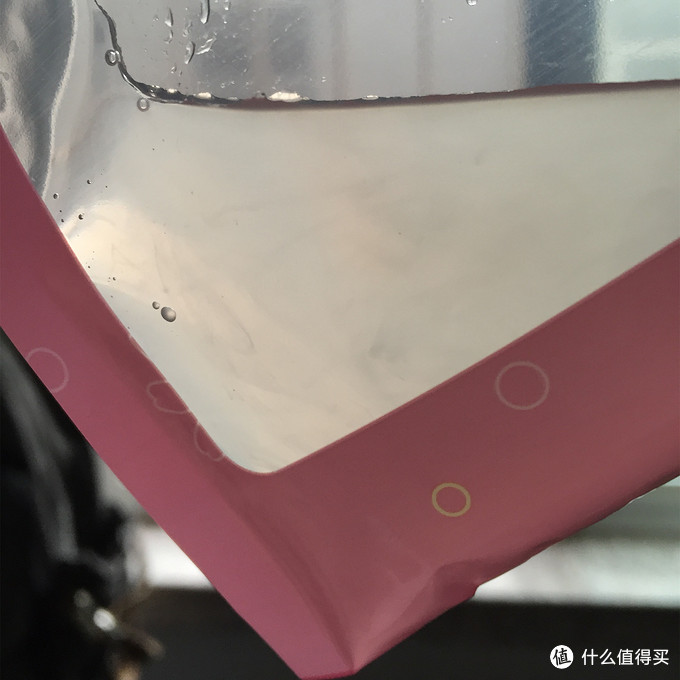 “潮”人苦恼：除湿袋和除湿盒的使用体验