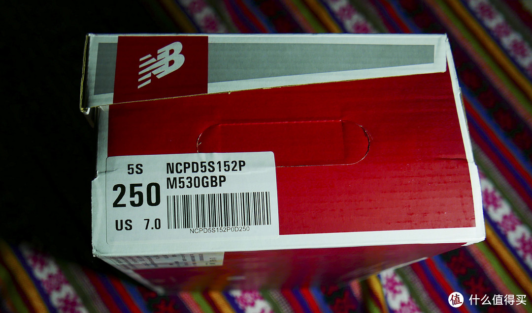 暗骚的配色：小晒 New Balance 530 跑鞋