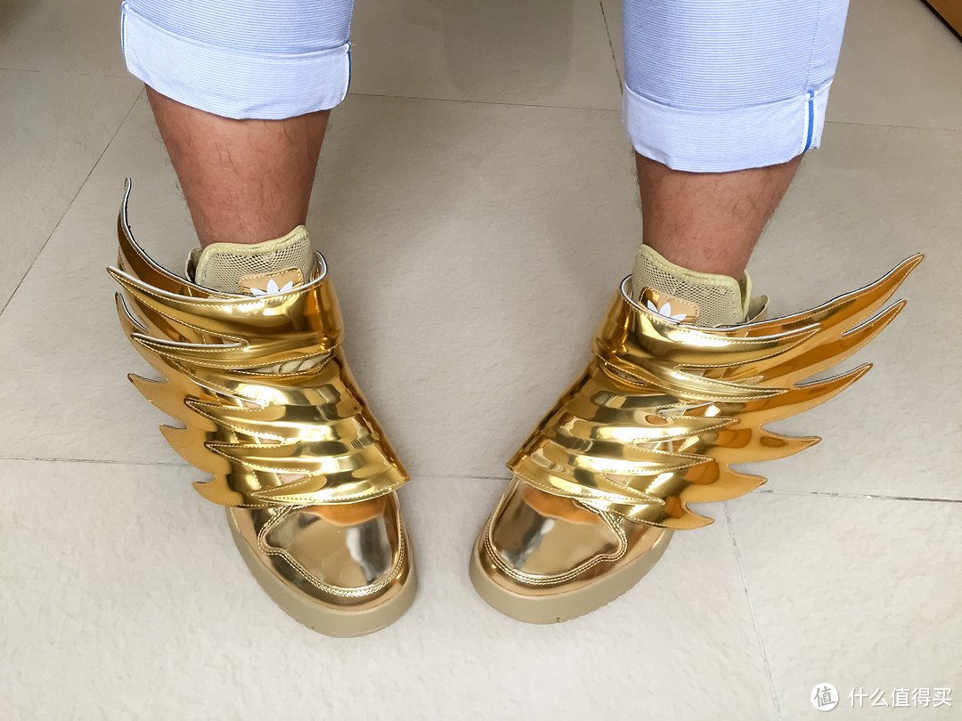 圣斗士の黄金战靴，奢华来袭：Jeremy Scott x adidas Originals Wings 3.0 Gold