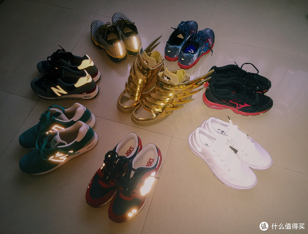 圣斗士の黄金战靴，奢华来袭：Jeremy Scott x adidas Originals Wings 3.0 Gold