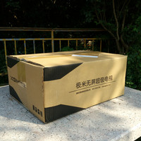 极米Z4X投影仪外观展示(镜头盖|接口|按键|散热片|机身)