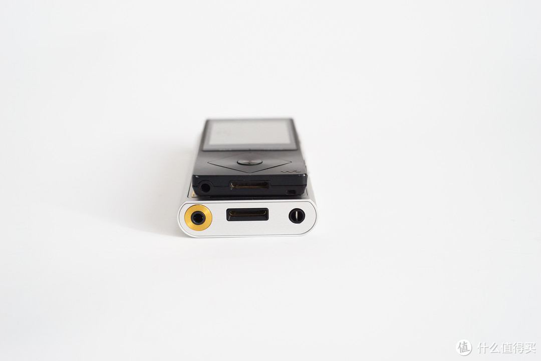 小型化纯正Walkman旗舰：SONY 索尼 NW-ZX100 音乐播放器 开箱简评