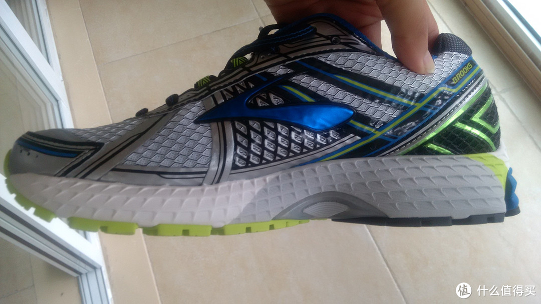 要健身，你得先跑起来，随记录跑鞋 Brooks Adrenaline GTS15