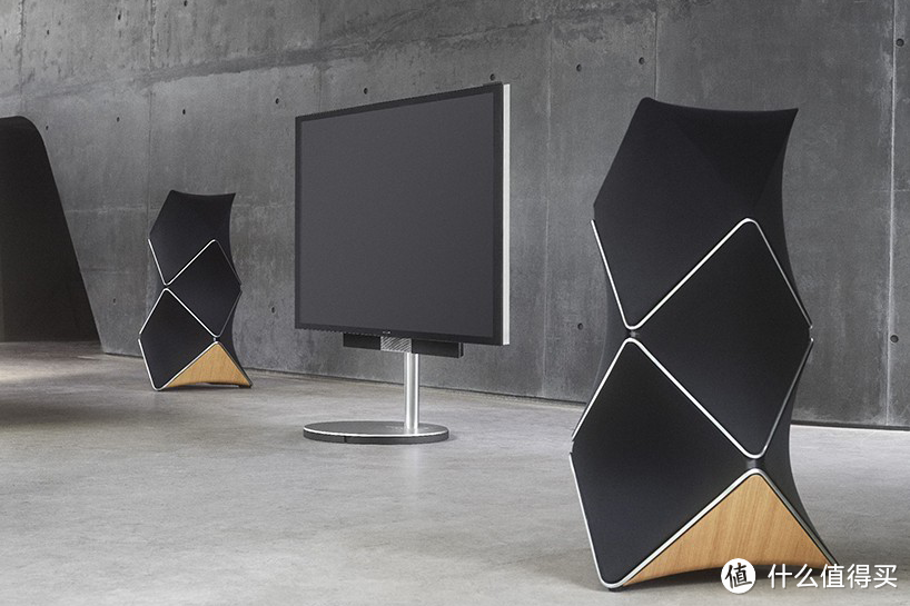 品牌史上最高端、最昂贵：BANG & OLUFSEN 发布 BeoLab 90 巨型发烧级音箱