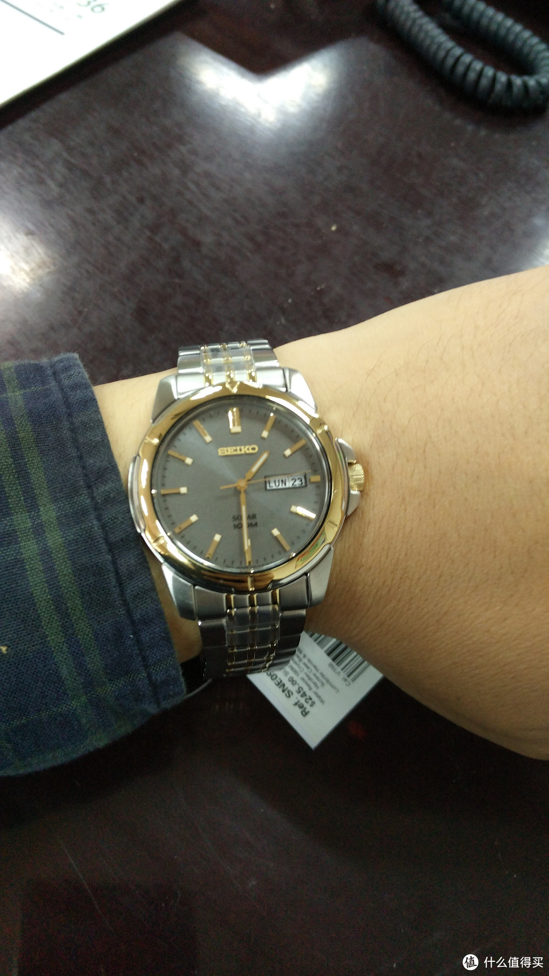 Diors的钢带：晒美亚白菜光动能 SEIKO 精工 SNE098 男款腕表