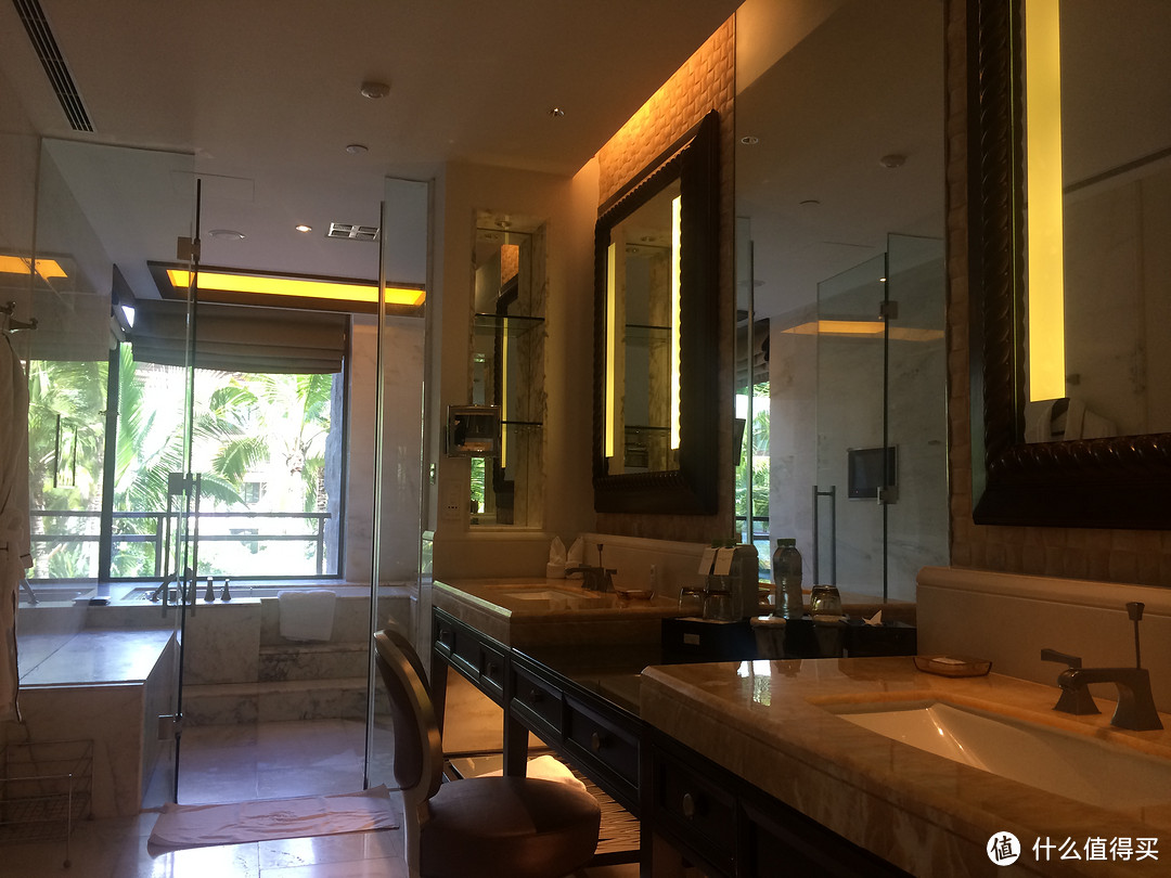 #旅途中的家#棉花糖般的云彩：三亚亚龙湾瑞吉度假酒店