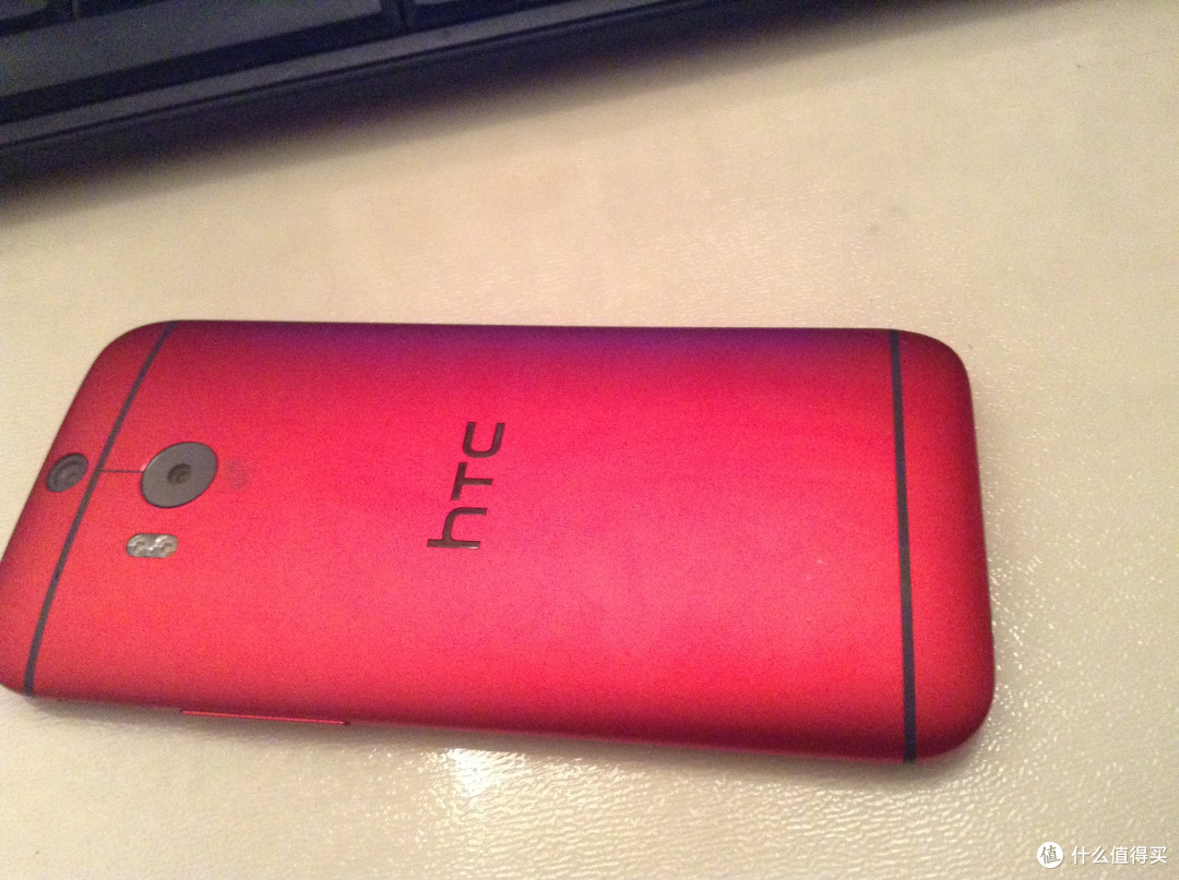 骚骚骚红色：HTC One M8 双卡双待联通版