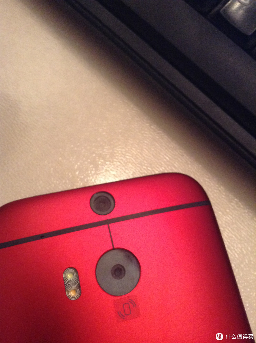 骚骚骚红色：HTC One M8 双卡双待联通版
