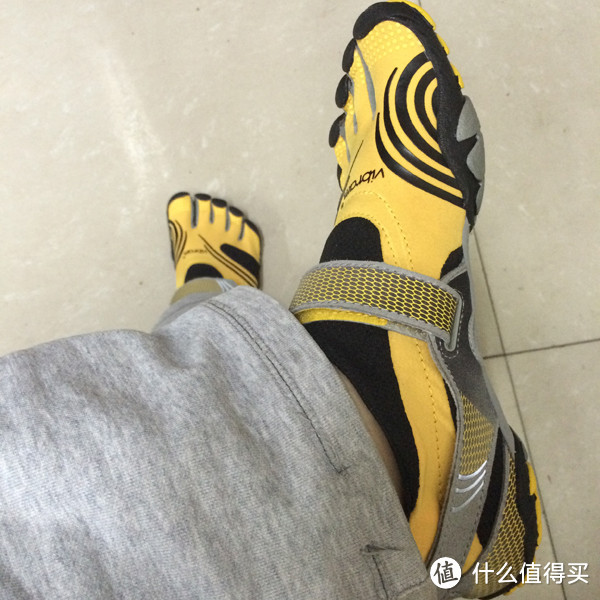 小白跑友首次穿 Vibram 五指鞋使用报告